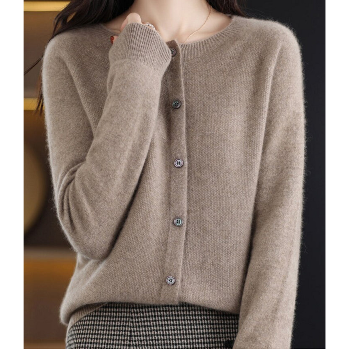 Maristella Women's Classic Round-Neck Knit Cardigan product view