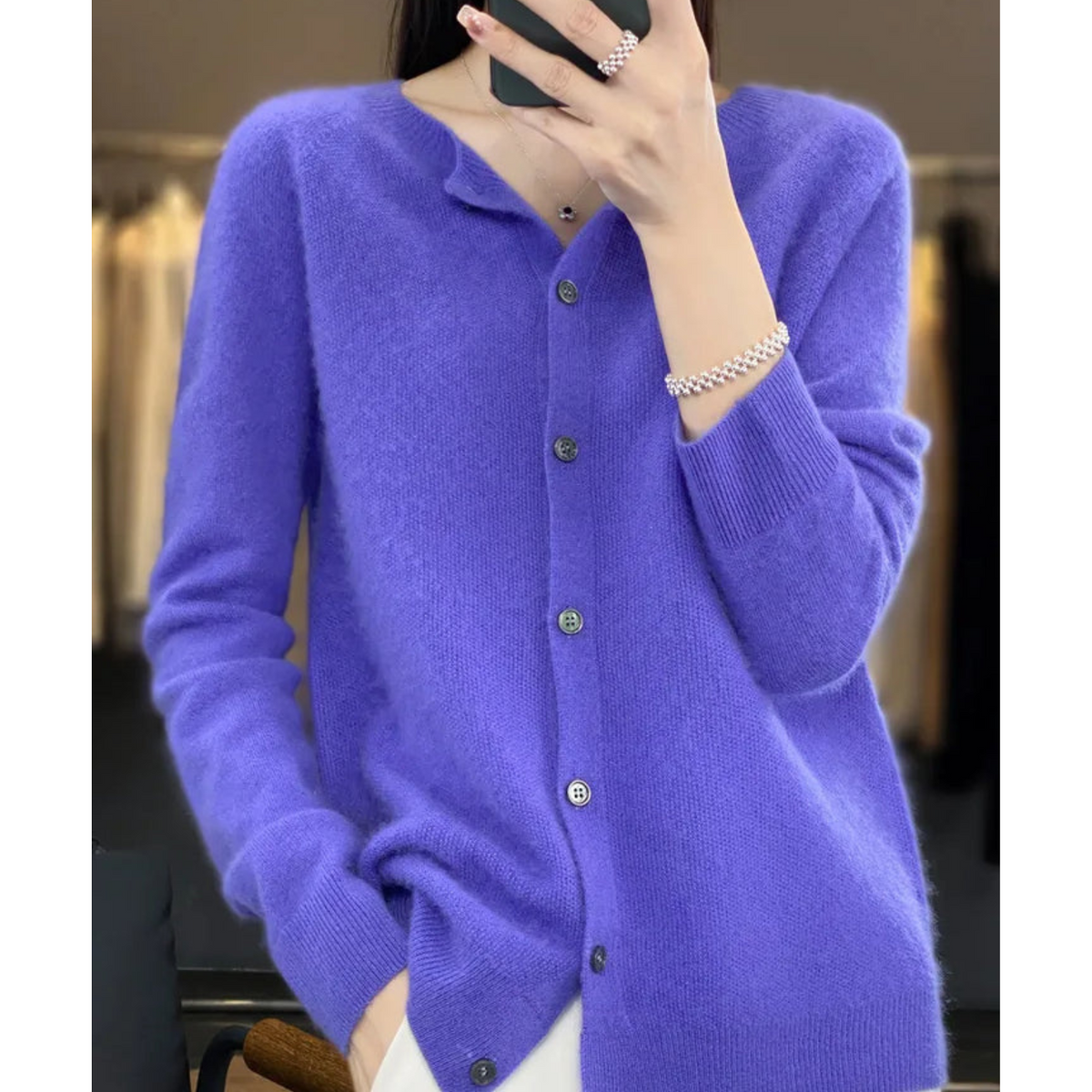Maristella Women's Classic Round-Neck Knit Cardigan product view