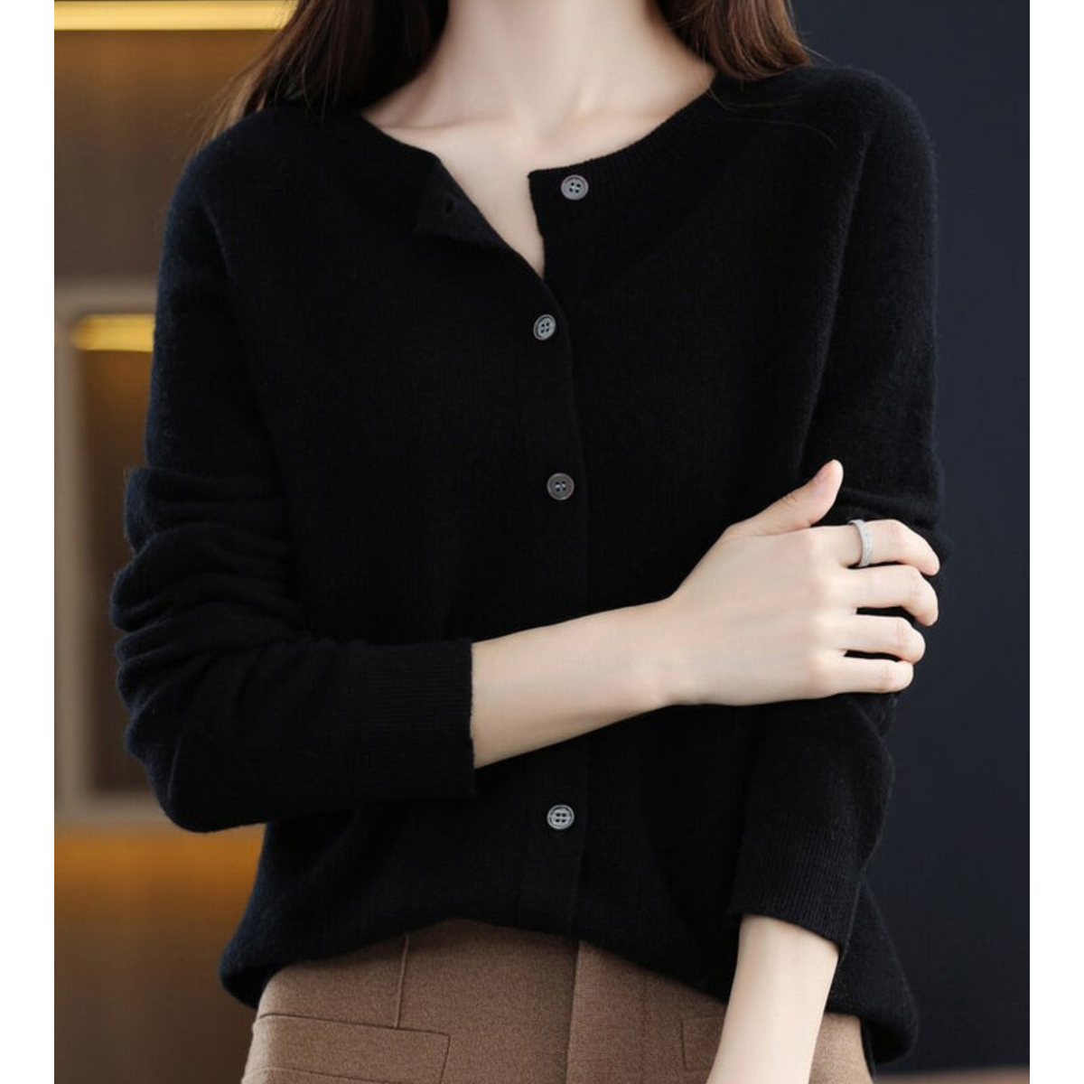 Maristella Women's Classic Round-Neck Knit Cardigan product view