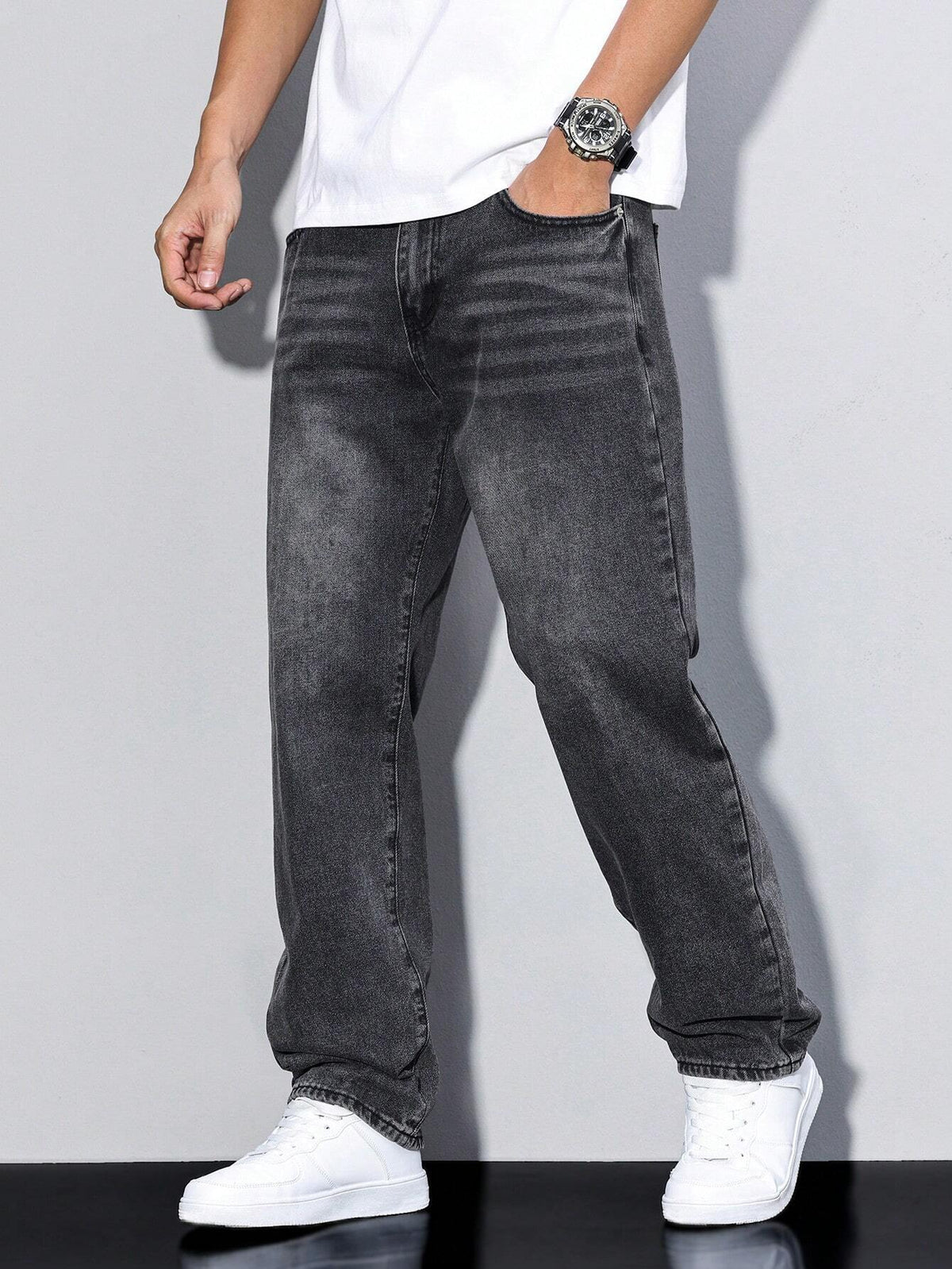 Ettore men's relaxed fit straight leg jeans – Dark Grey