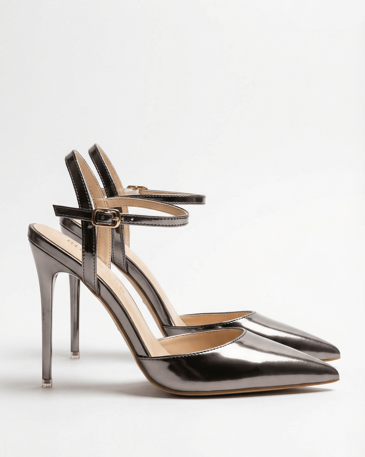 Chiara pointed toe court heels