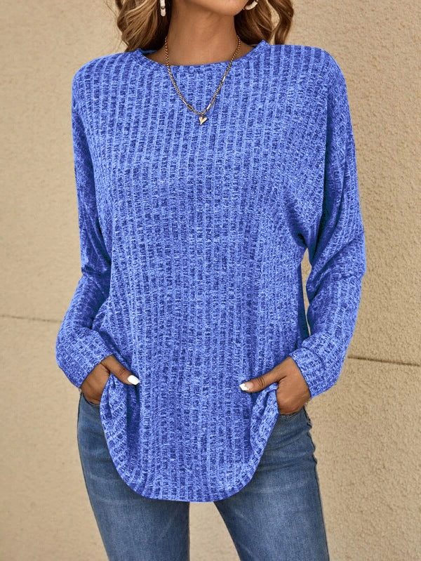 Women's relaxed ribbed-knit long-sleeve sweater in blue
